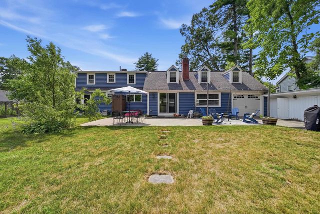 27 Baker Street, Hudson, NH 03051