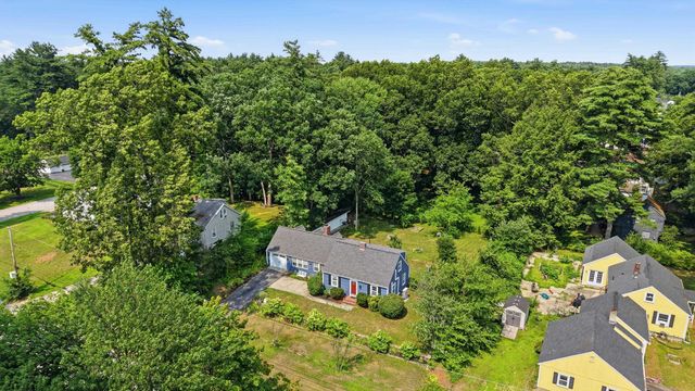 27 Baker Street, Hudson, NH 03051