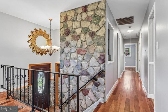 114 OUTBOARD AVENUE, Manahawkin, NJ 08050