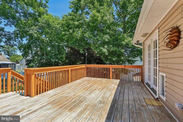 114 OUTBOARD AVENUE, Manahawkin, NJ 08050