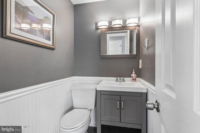 114 OUTBOARD AVENUE, Manahawkin, NJ 08050