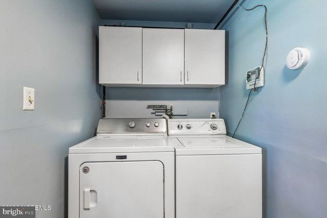 114 OUTBOARD AVENUE, Manahawkin, NJ 08050