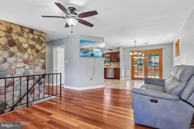 114 OUTBOARD AVENUE, Manahawkin, NJ 08050