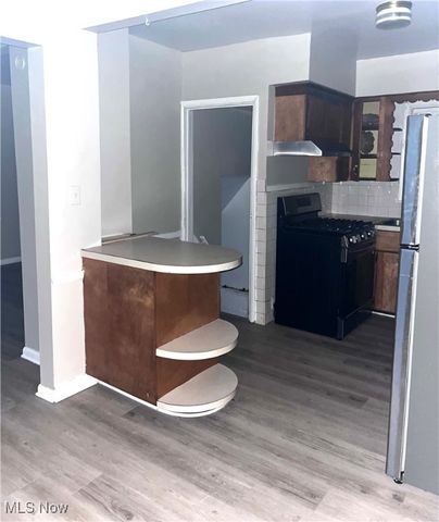 548 Winans Avenue, Akron, OH 44306