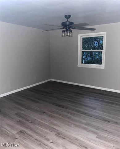 548 Winans Avenue, Akron, OH 44306