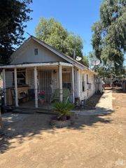 516 Water Street, Bakersfield, CA 93305