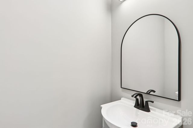 903 Lennox Park Drive, Hendersonville, NC 28739