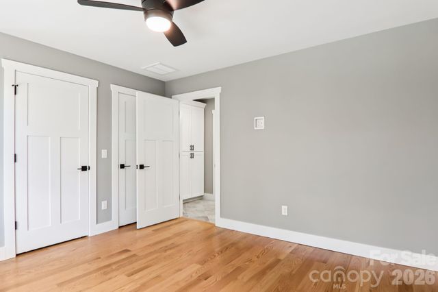 903 Lennox Park Drive, Hendersonville, NC 28739