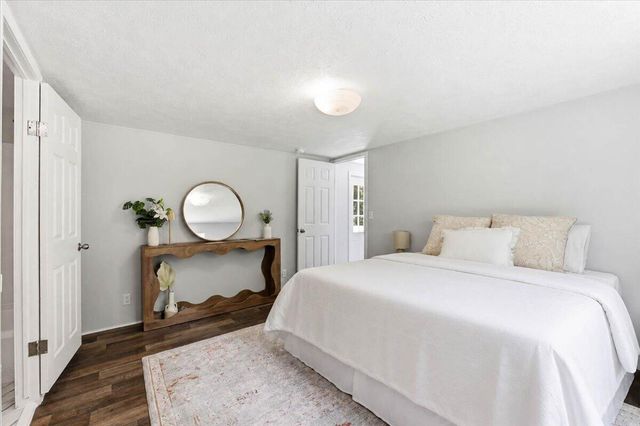 169 Bennett Avenue, Saint Stephen, SC 29479