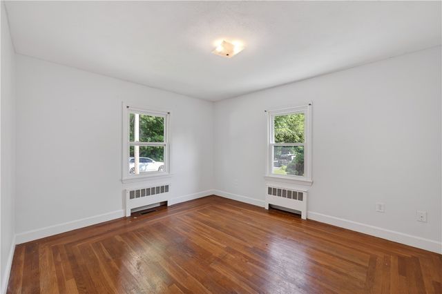 82 Parkside Avenue, Pawtucket, RI 02861