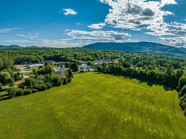 12 Smith Bridge Road, Plymouth, NH 03264