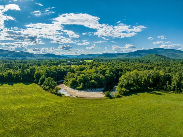 12 Smith Bridge Road, Plymouth, NH 03264