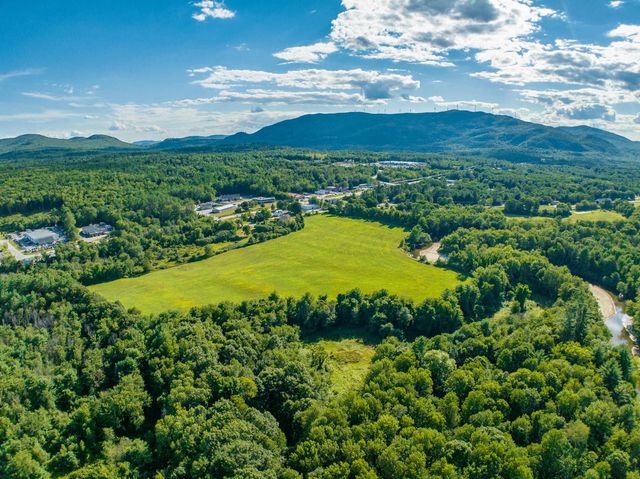 12 Smith Bridge Road, Plymouth, NH 03264