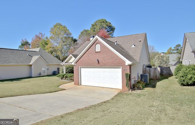289 Baldwin Court, Newnan, GA 30263