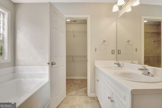 289 Baldwin Court, Newnan, GA 30263