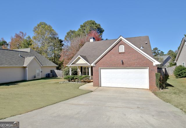 289 Baldwin Court, Newnan, GA 30263