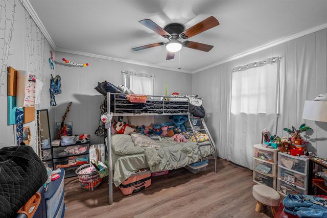 902 Aldhouse Avenue, Bridgeport, AL 35740