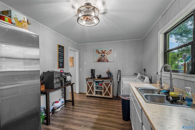 902 Aldhouse Avenue, Bridgeport, AL 35740