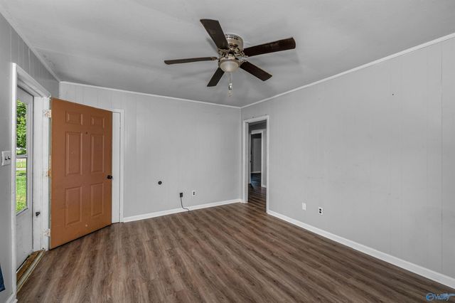 902 Aldhouse Avenue, Bridgeport, AL 35740