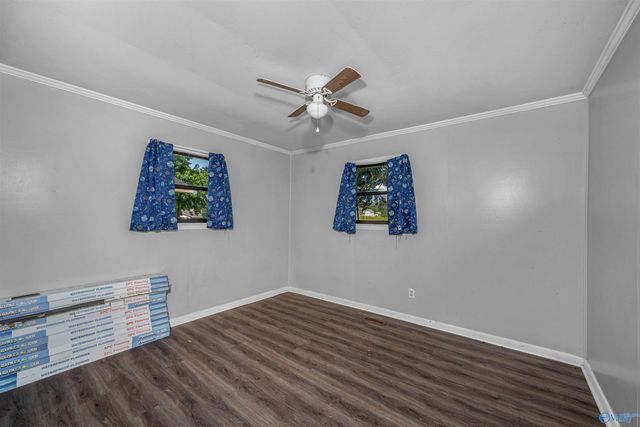 902 Aldhouse Avenue, Bridgeport, AL 35740