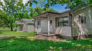 902 Aldhouse Avenue, Bridgeport, AL 35740