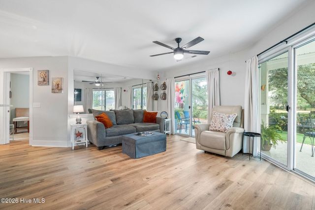 330 S Middleton Drive NW Unit 1003, Calabash, NC 28467