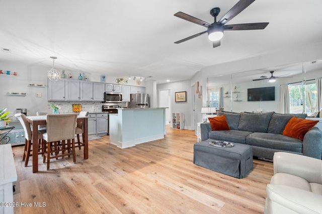 330 S Middleton Drive NW Unit 1003, Calabash, NC 28467