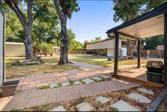 314 W 4th Street, Weatherford, TX 76086