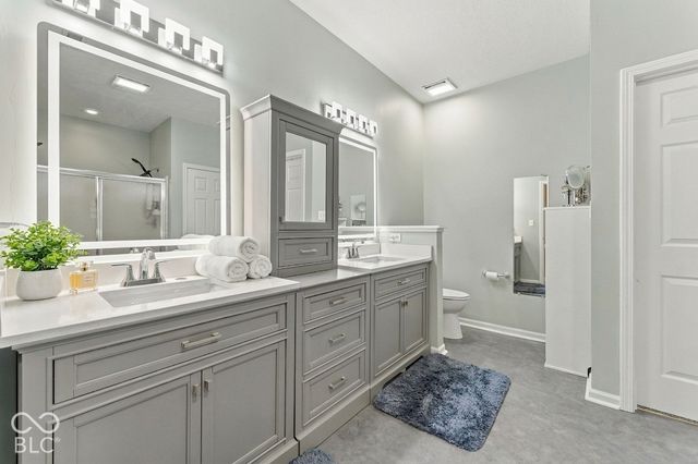 6252 Eller Creek Drive, Fishers, IN 46038