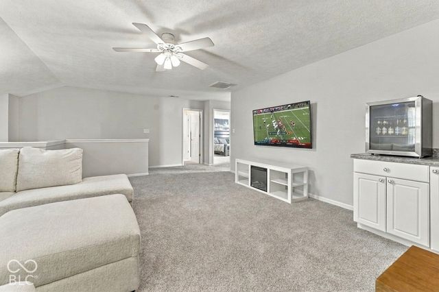 6252 Eller Creek Drive, Fishers, IN 46038
