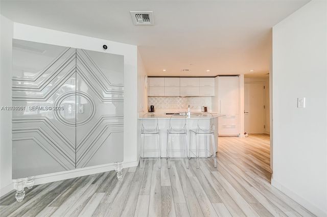 1300 S Miami Ave 3709, Miami, FL 33130