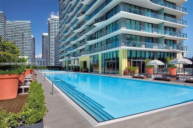 1300 S Miami Ave 3709, Miami, FL 33130
