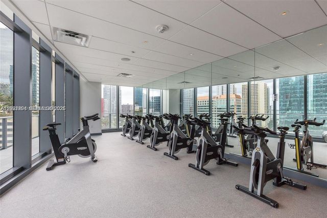 1300 S Miami Ave 3709, Miami, FL 33130