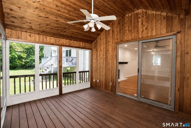 126 Hunters Creek 126, Shelton, CT 06484