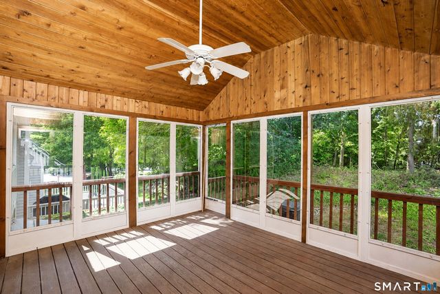 126 Hunters Creek 126, Shelton, CT 06484