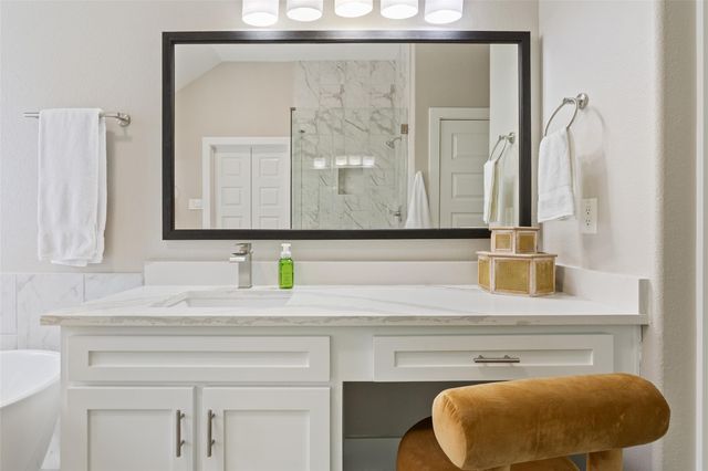 16601 Malaga Hills DR, Round Rock, TX 78681