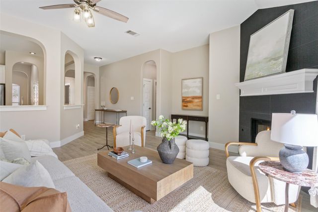 16601 Malaga Hills DR, Round Rock, TX 78681