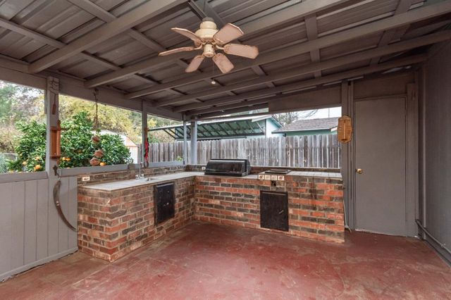 3440 Francis Dr, Loomis, CA 95650