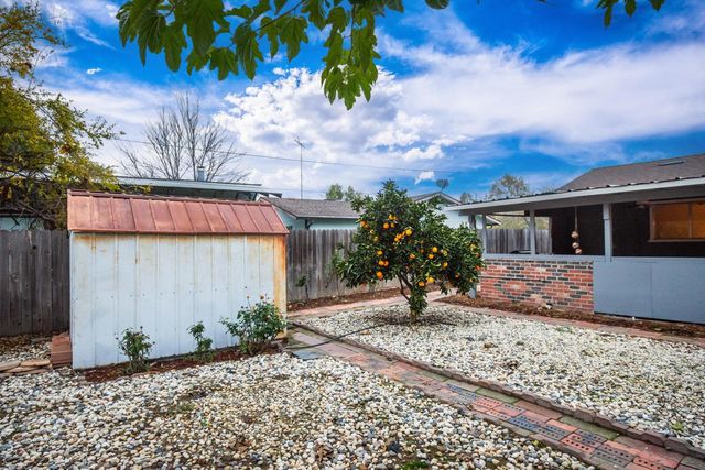 3440 Francis Dr, Loomis, CA 95650