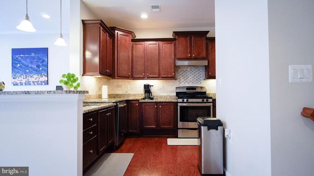 42577 SUNSET RIDGE SQ, Ashburn, VA 20148