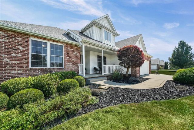 99 Stone Creek Drive, Valparaiso, IN 46383