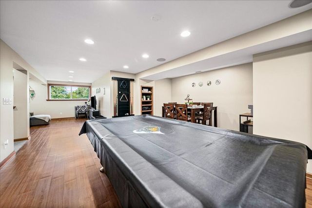 99 Stone Creek Drive, Valparaiso, IN 46383