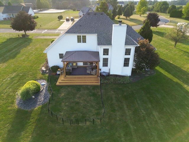 99 Stone Creek Drive, Valparaiso, IN 46383
