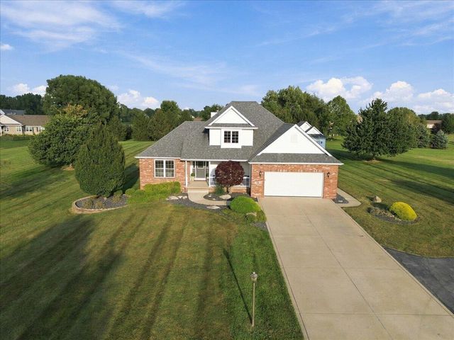 99 Stone Creek Drive, Valparaiso, IN 46383