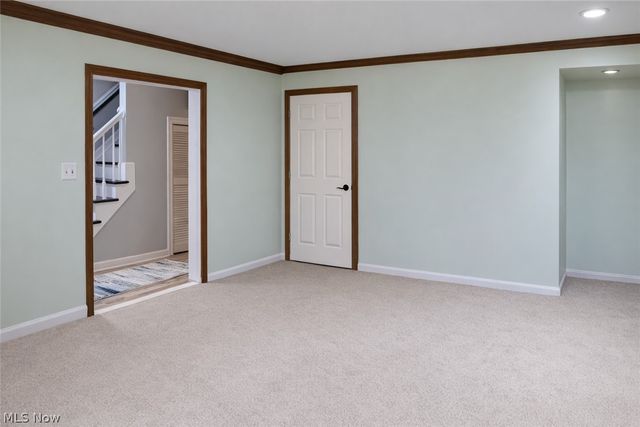 5802 Russia Road, South Amherst, OH 44001