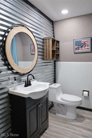 5802 Russia Road, South Amherst, OH 44001