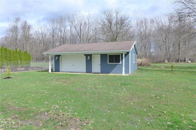 5802 Russia Road, South Amherst, OH 44001