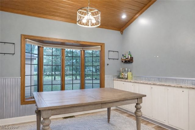 5802 Russia Road, South Amherst, OH 44001