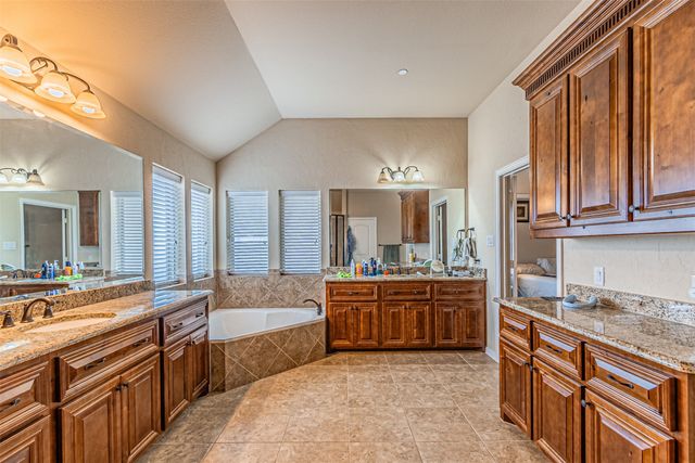 5129 Post Oak Trail, Colleyville, TX 76034