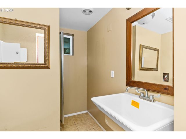 7470 MAPLE CREEK Rd, Westlake, OR 97493